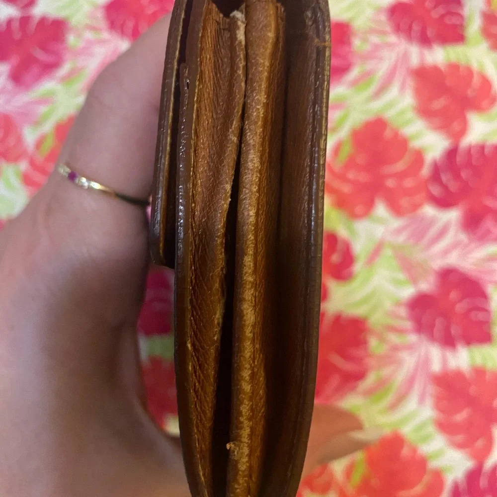 ***SOLD***Louis Vuitton Monogram Sarah Wallet Authentic - Picture 7 of 9